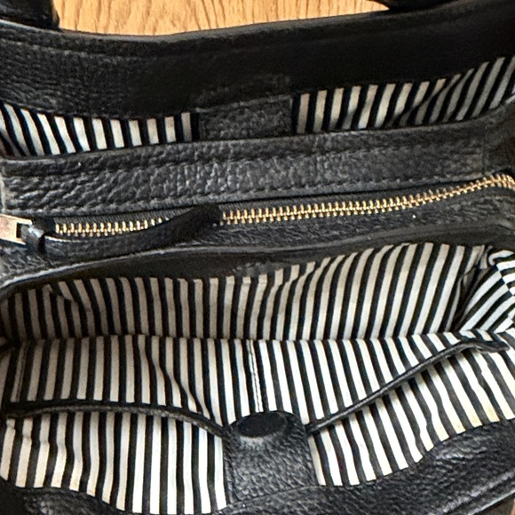 Kate Spade Black Pebbled Crossbody Bag - Picture 5 of 6